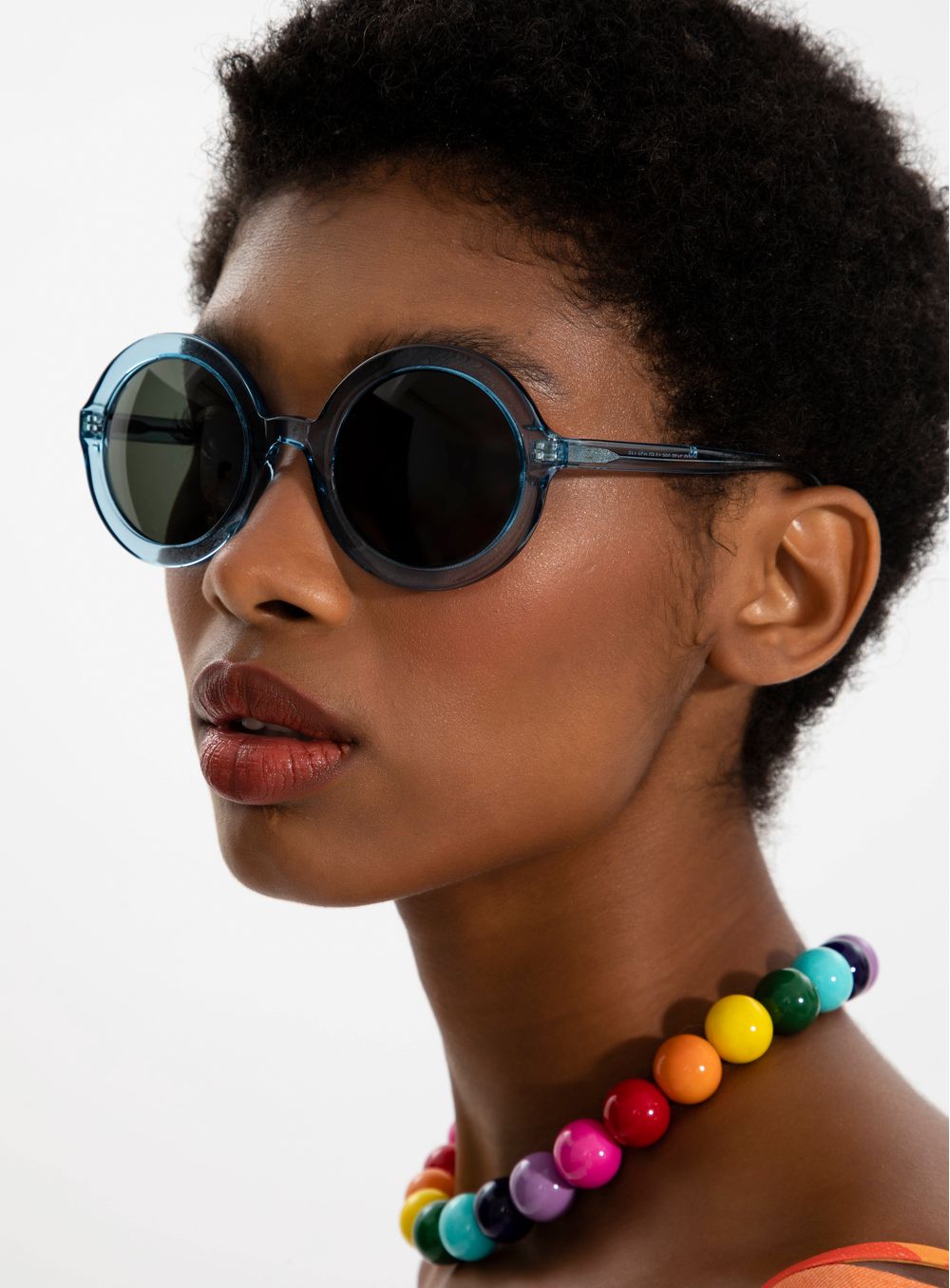 OCULOS-LEVO-AZUL_004